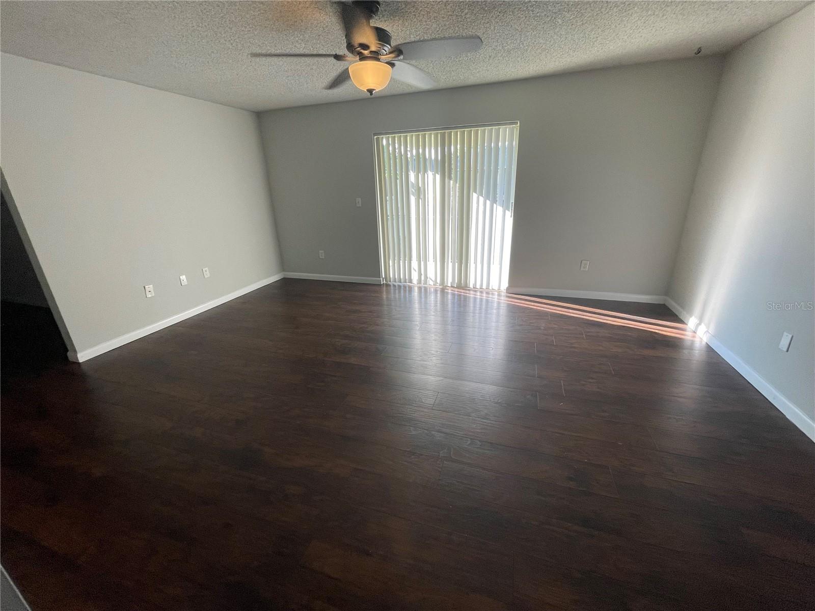 Image 2 of 8 For 525 Conway Road 220