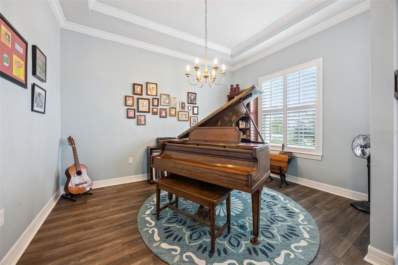 Image 9 of 54 For 16118 Bowline Street