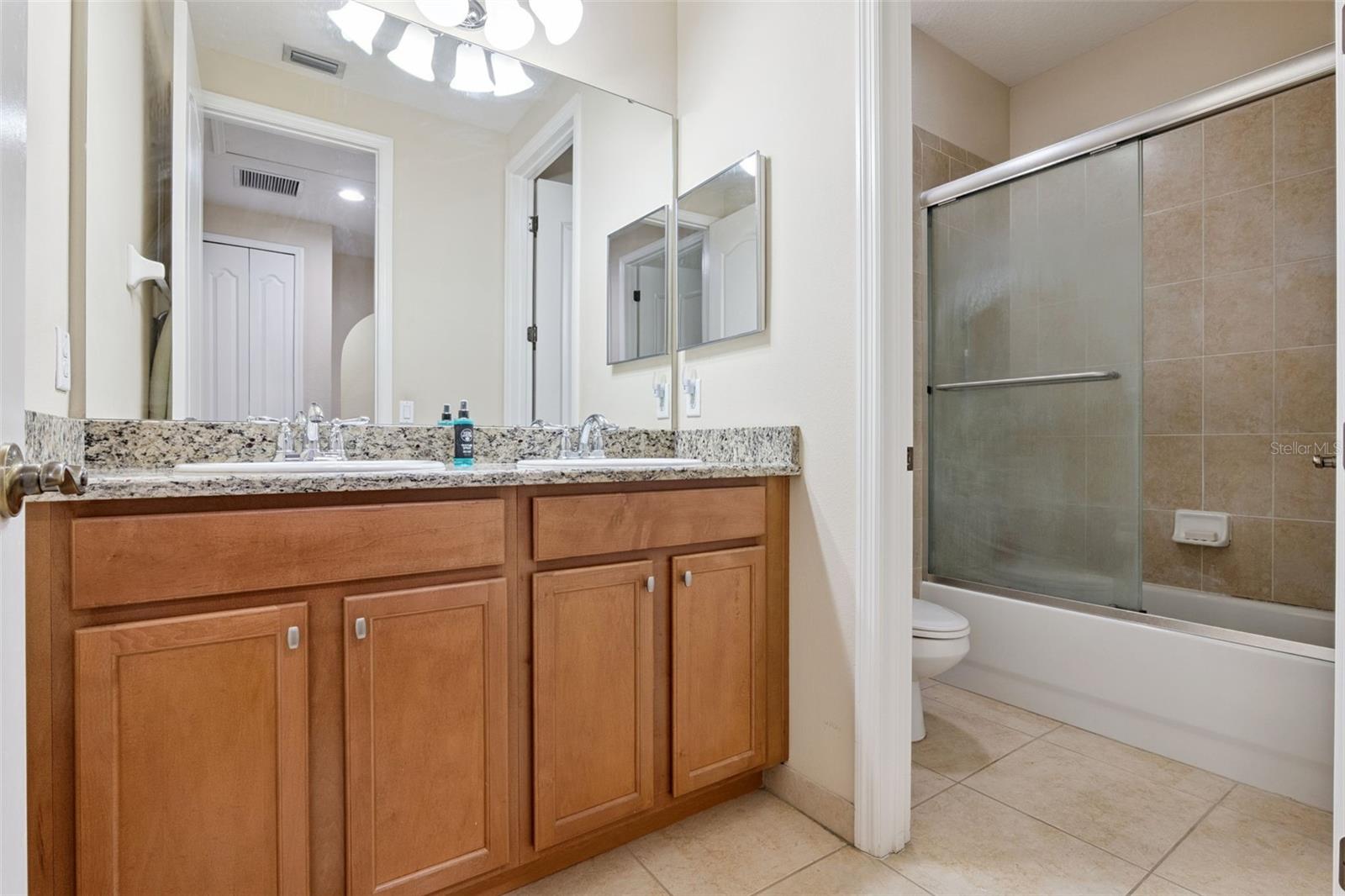 Image 12 of 19 For 1911 Silverweed Way