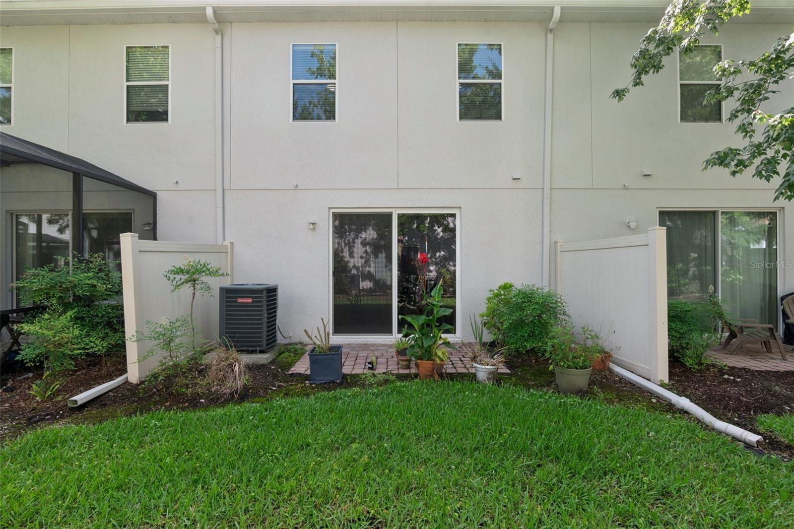 Image 6 of 19 For 1911 Silverweed Way