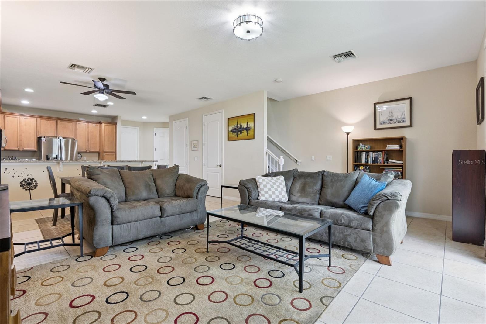 Image 7 of 19 For 1911 Silverweed Way