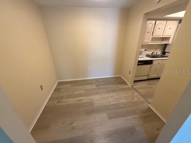 Image 5 of 17 For 700 Airport Boulevard E7