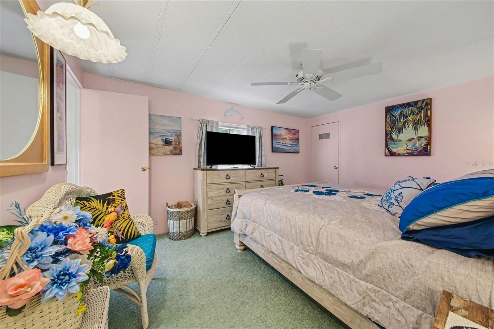 Image 14 of 23 For 732 Dove Avenue