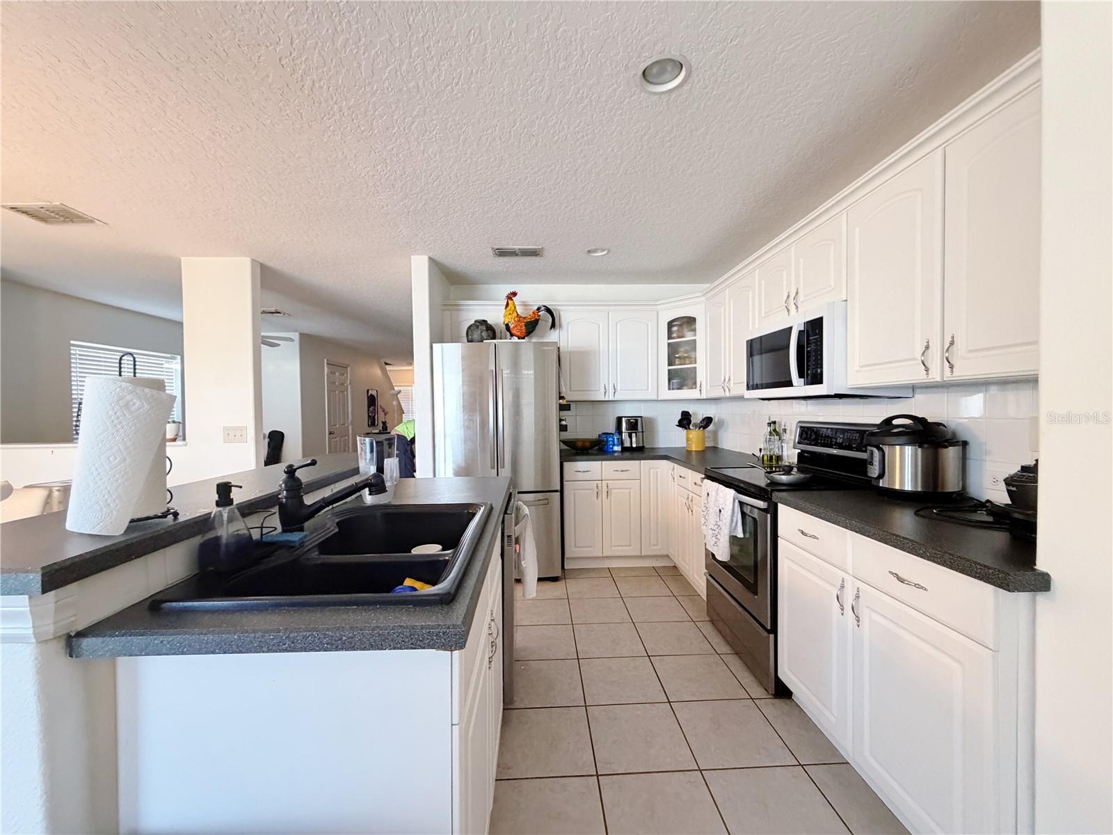 Image 12 of 38 For 12755 Somerset Oaks Street