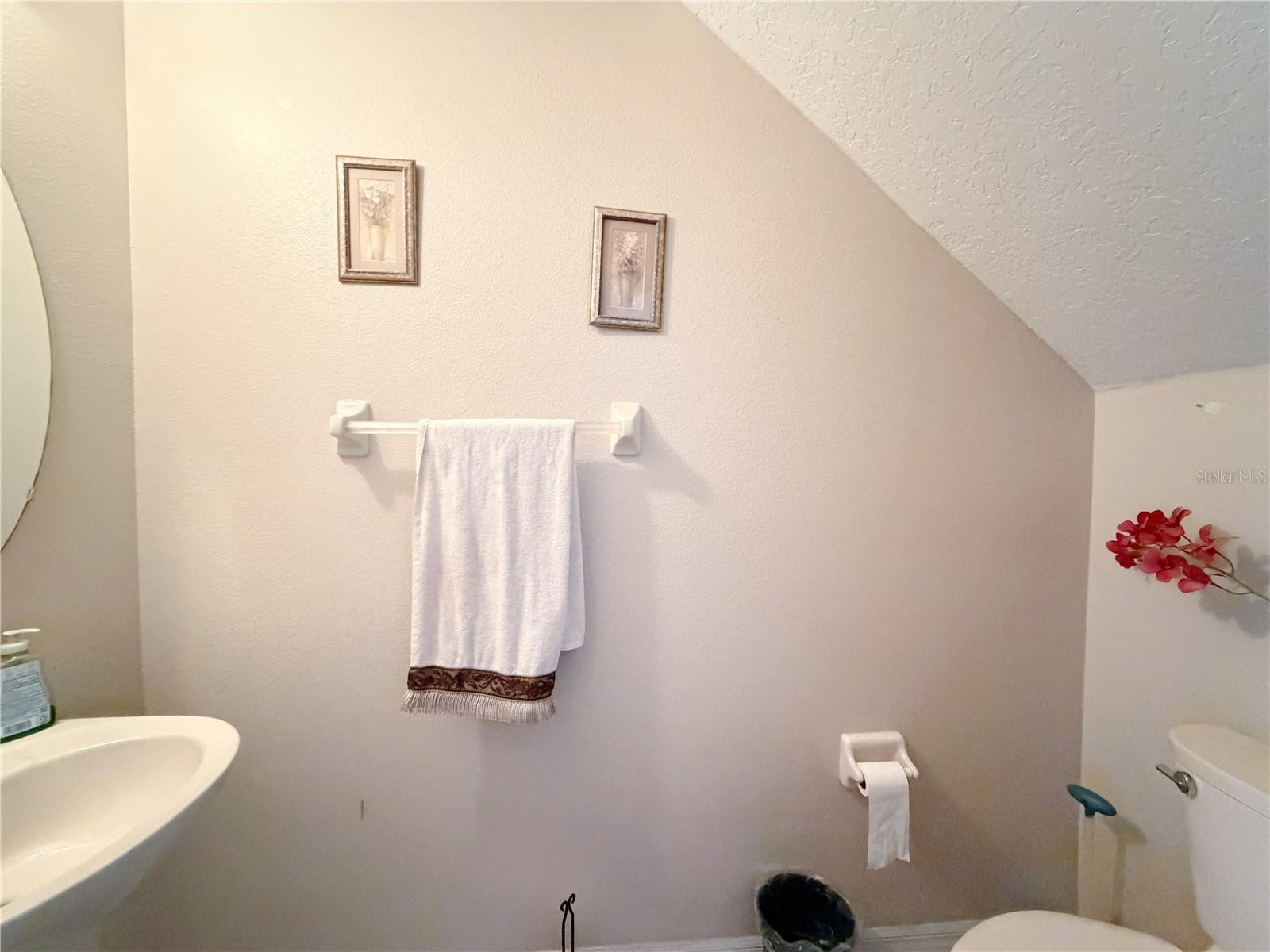 Image 8 of 38 For 12755 Somerset Oaks Street