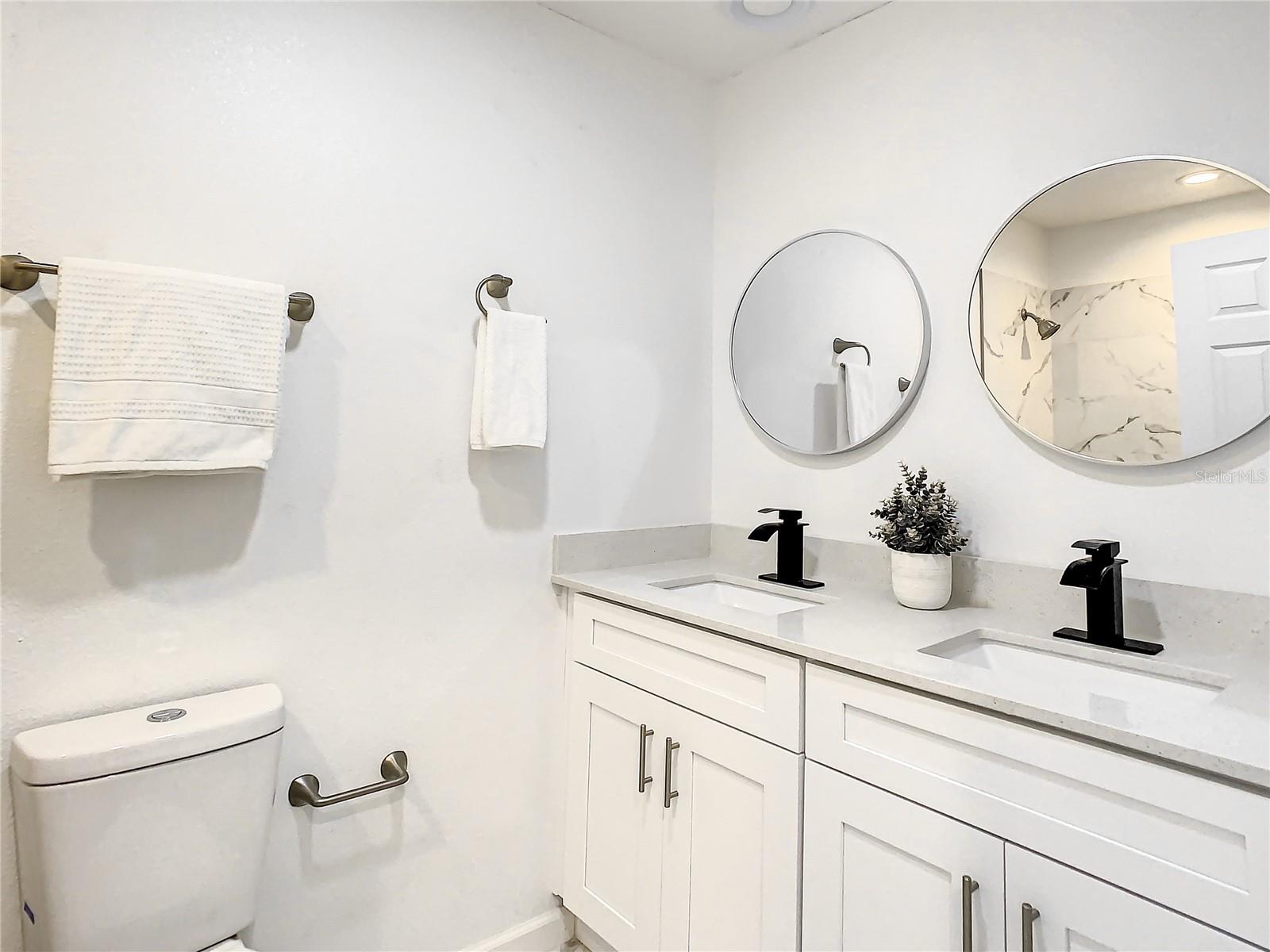 Image 22 of 30 For 2642 Brookside Court