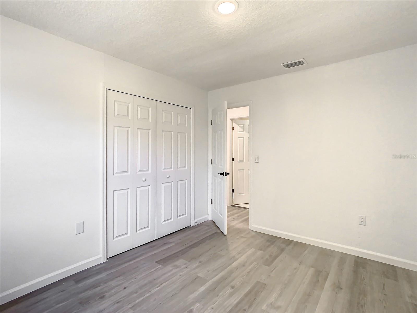 Image 24 of 30 For 2642 Brookside Court