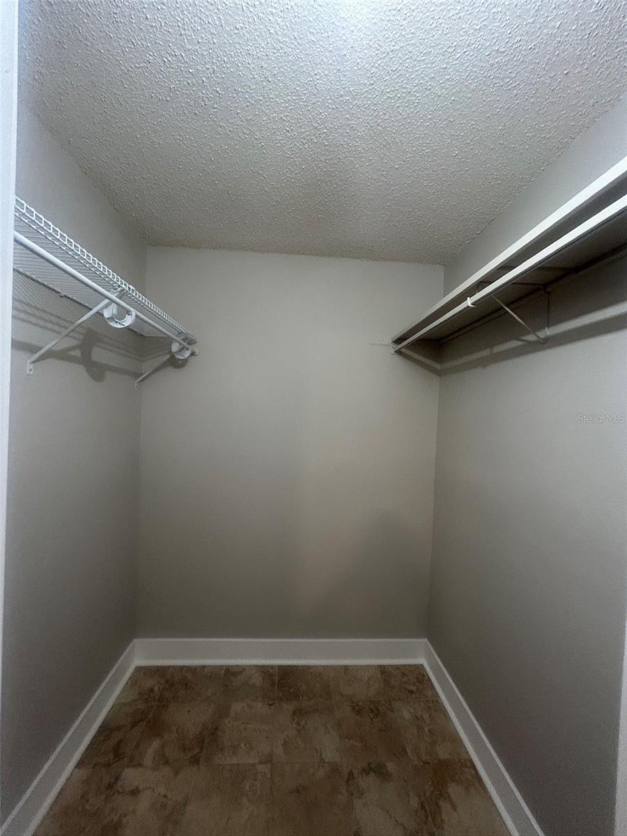 Image 10 of 13 For 4901 Onyx Lane 102