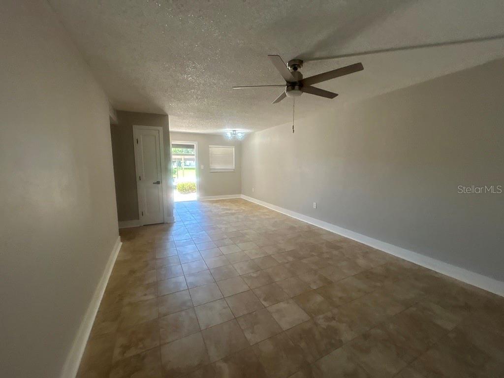 Image 6 of 13 For 4901 Onyx Lane 102