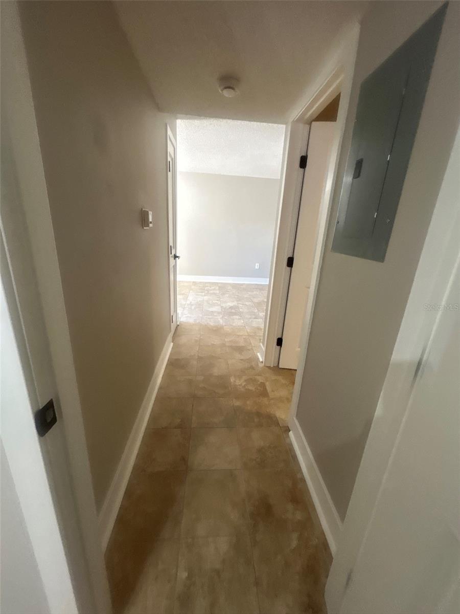 Image 7 of 13 For 4901 Onyx Lane 102