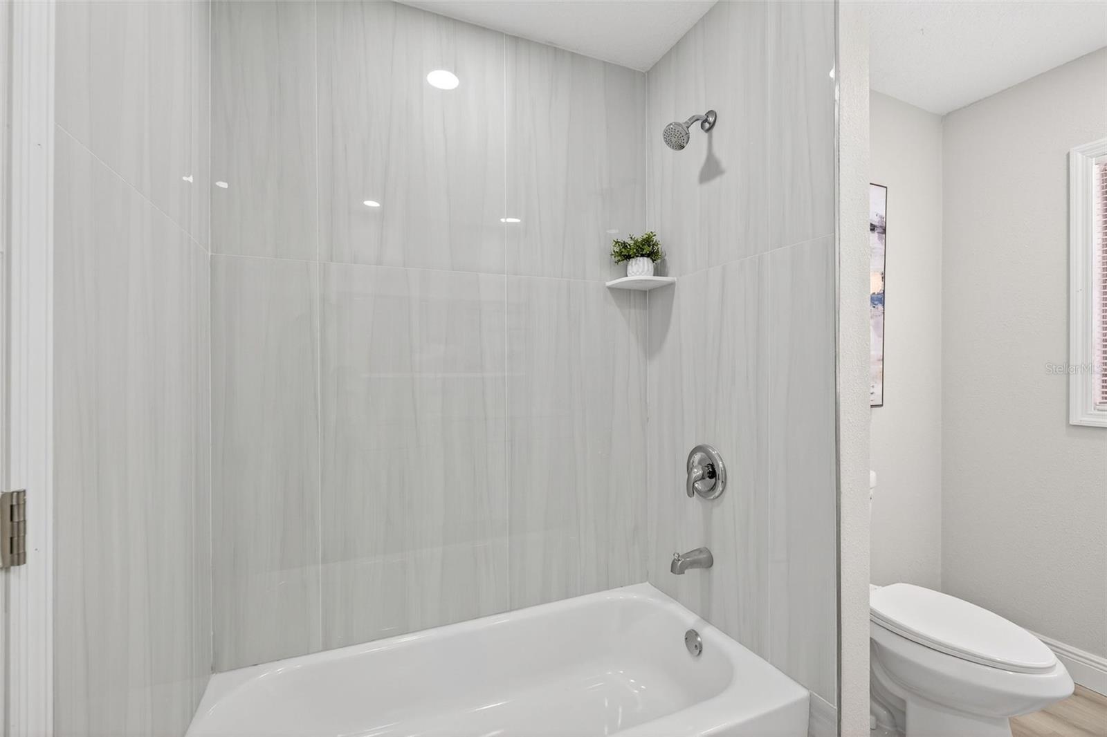 Image 15 of 35 For 1103 Overdale Street