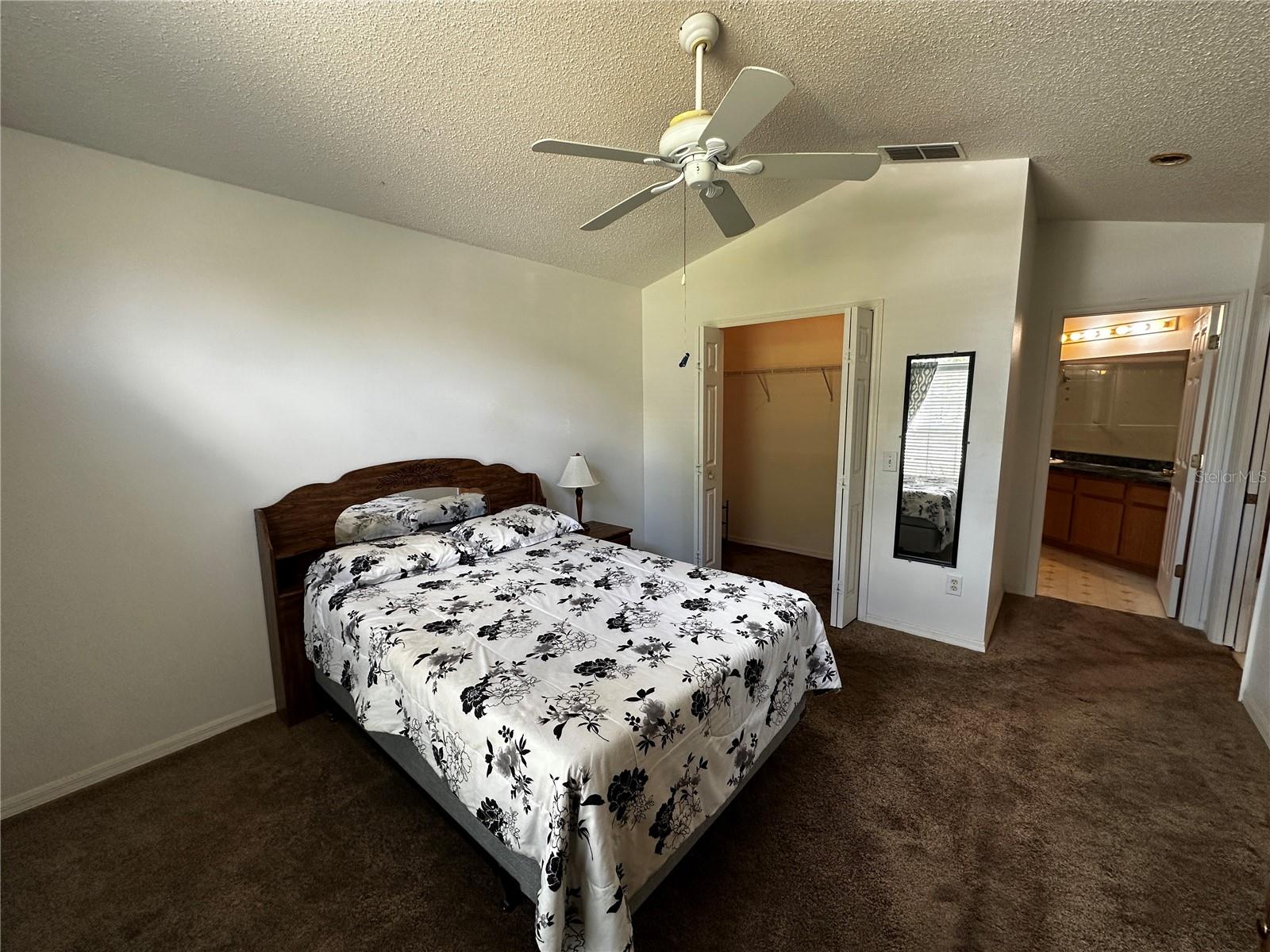 Image 19 of 40 For 16450 Golden Eagle Boulevard