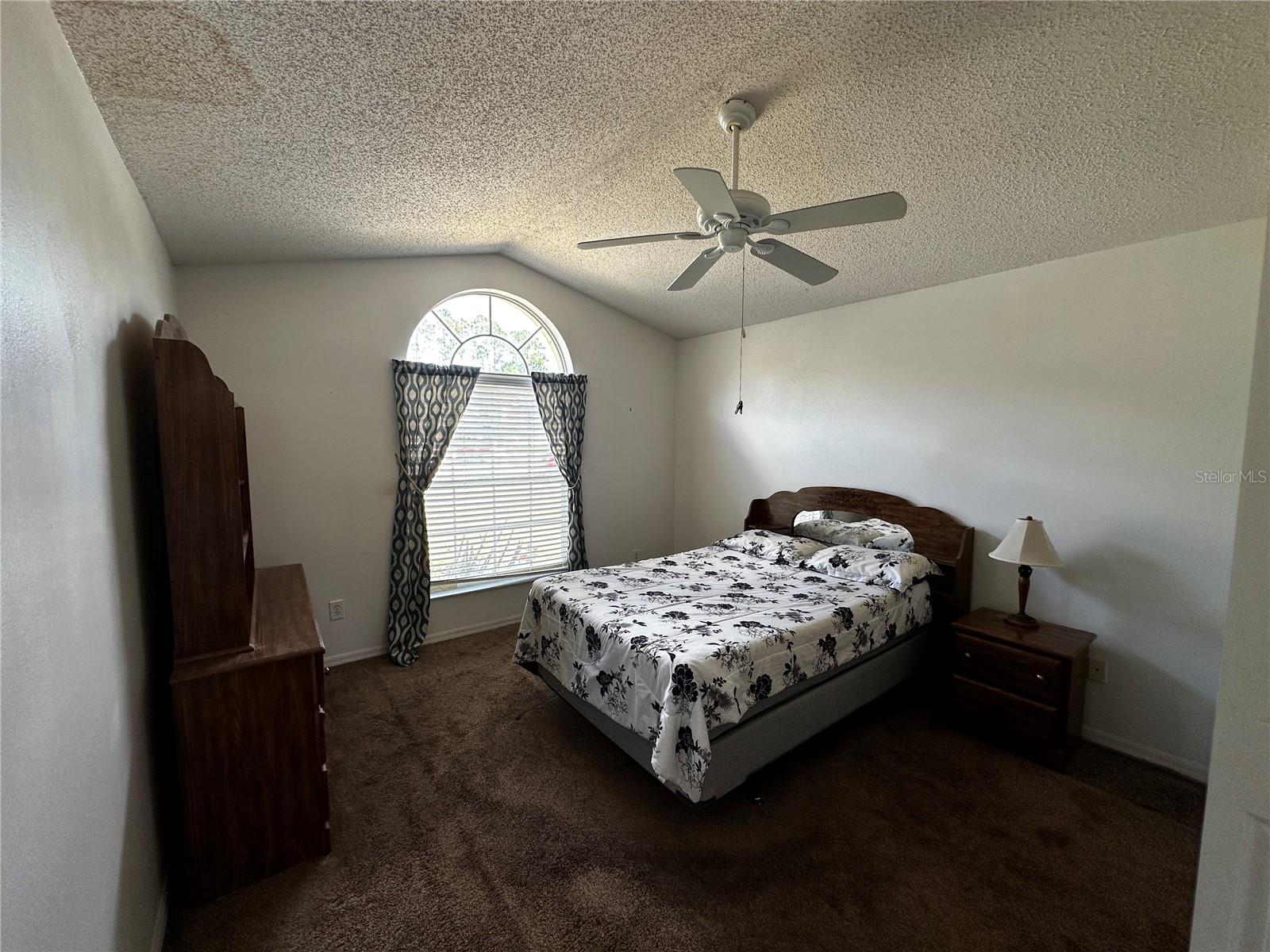 Image 20 of 40 For 16450 Golden Eagle Boulevard