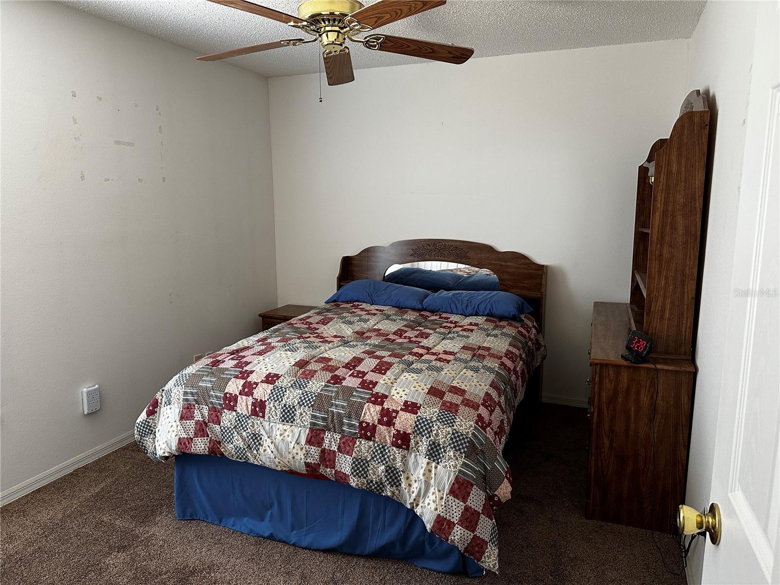 Image 30 of 40 For 16450 Golden Eagle Boulevard