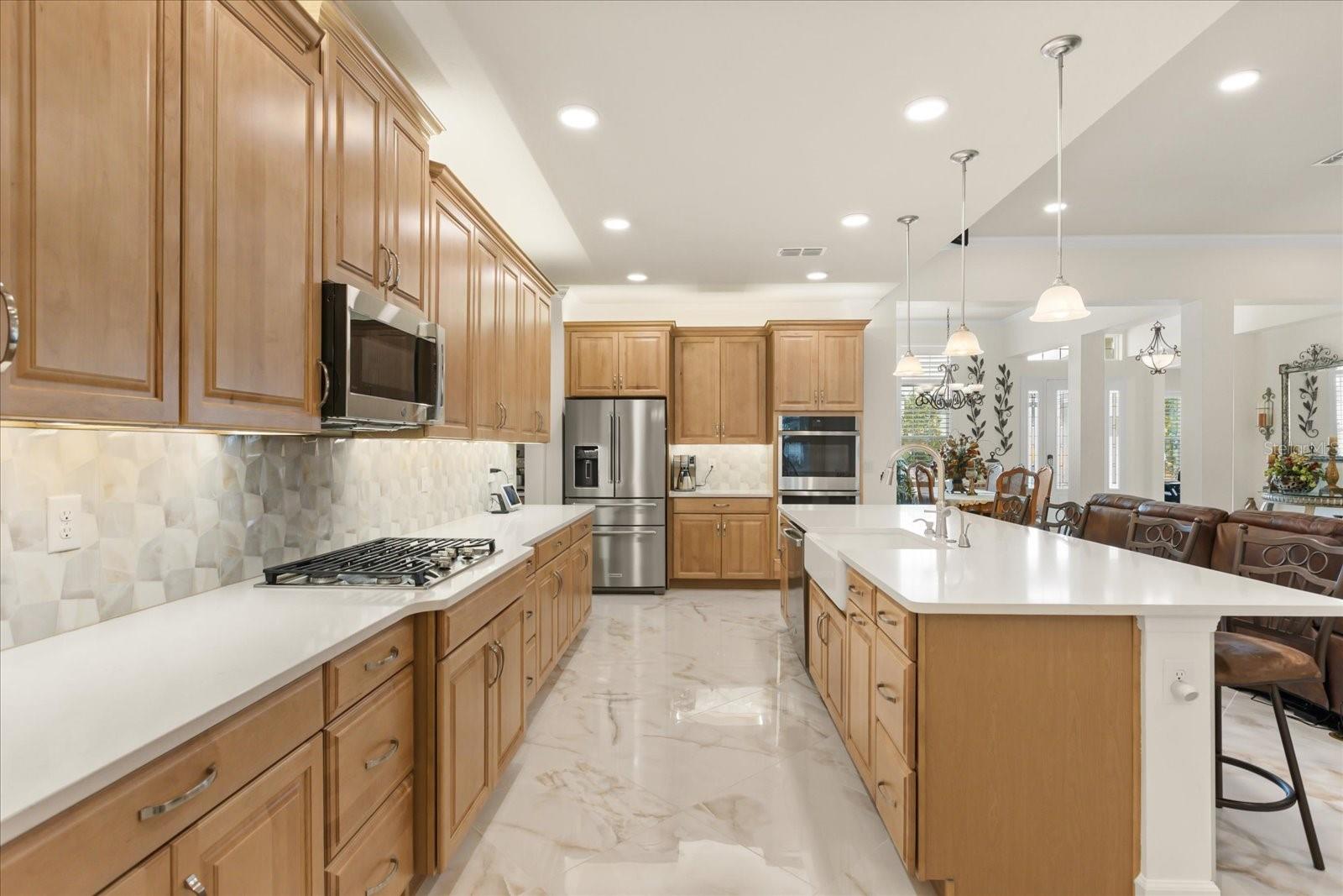Image 15 of 45 For 3284 Roseville Drive