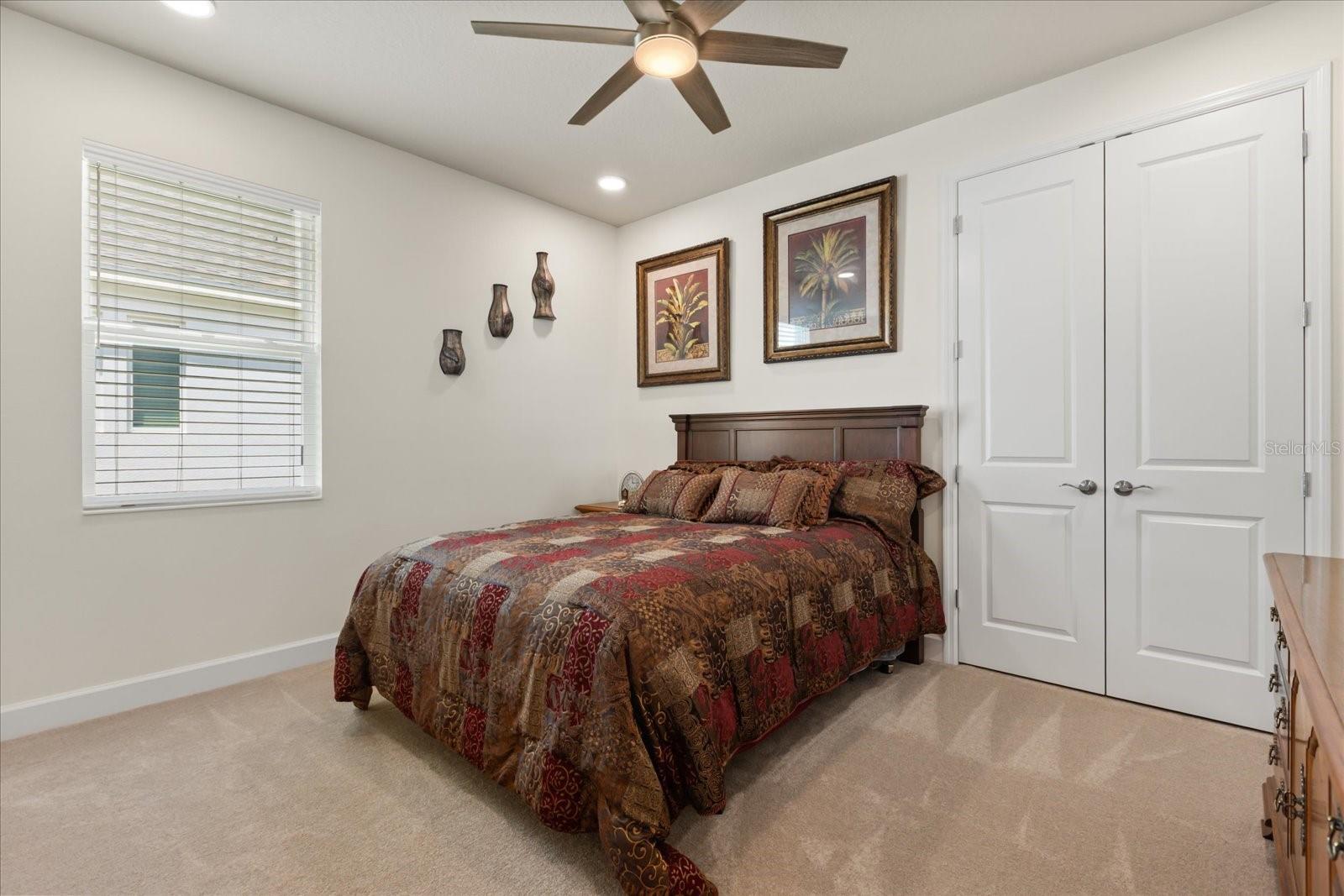 Image 22 of 45 For 3284 Roseville Drive