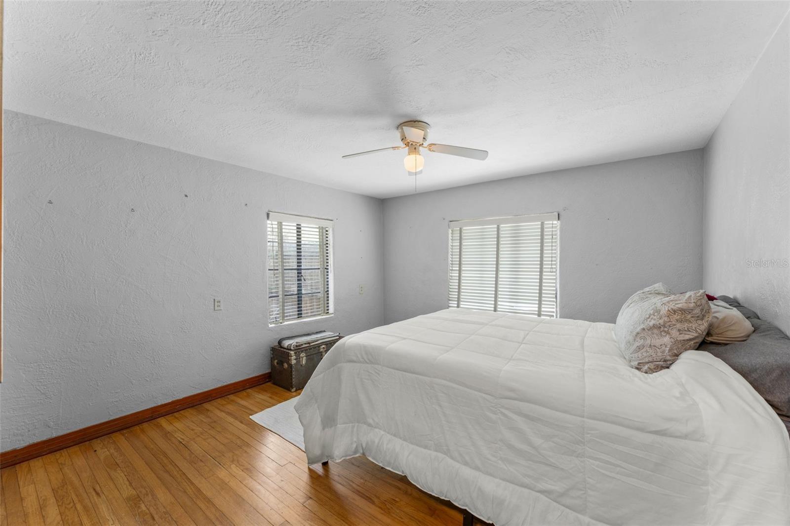Image 12 of 31 For 440 Cambridge Boulevard