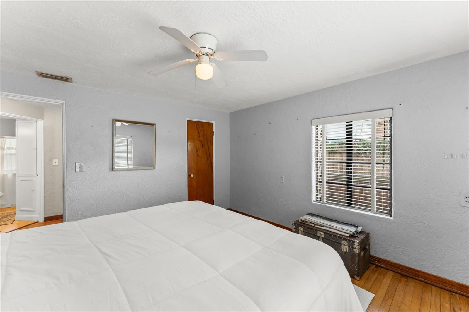 Image 13 of 31 For 440 Cambridge Boulevard