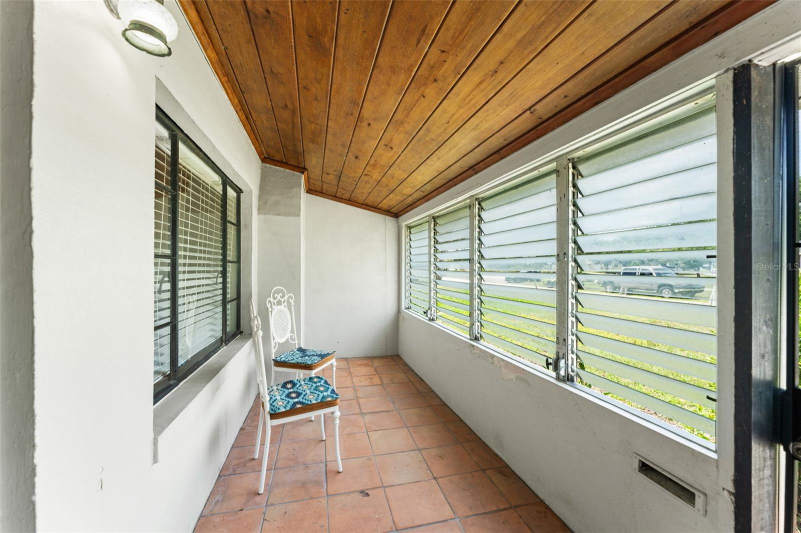 Image 4 of 31 For 440 Cambridge Boulevard