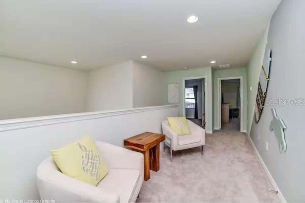 Image 10 of 35 For 8933 Prague Way