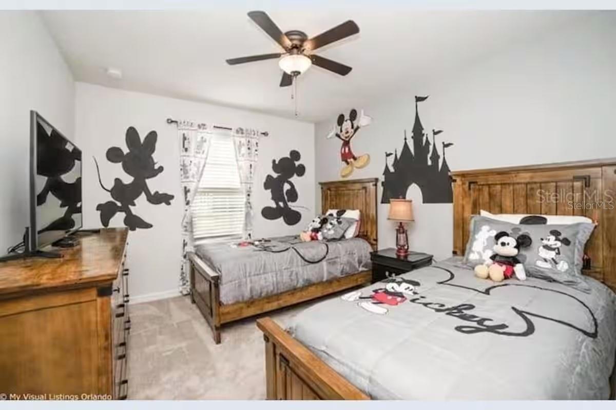 Image 15 of 35 For 8933 Prague Way