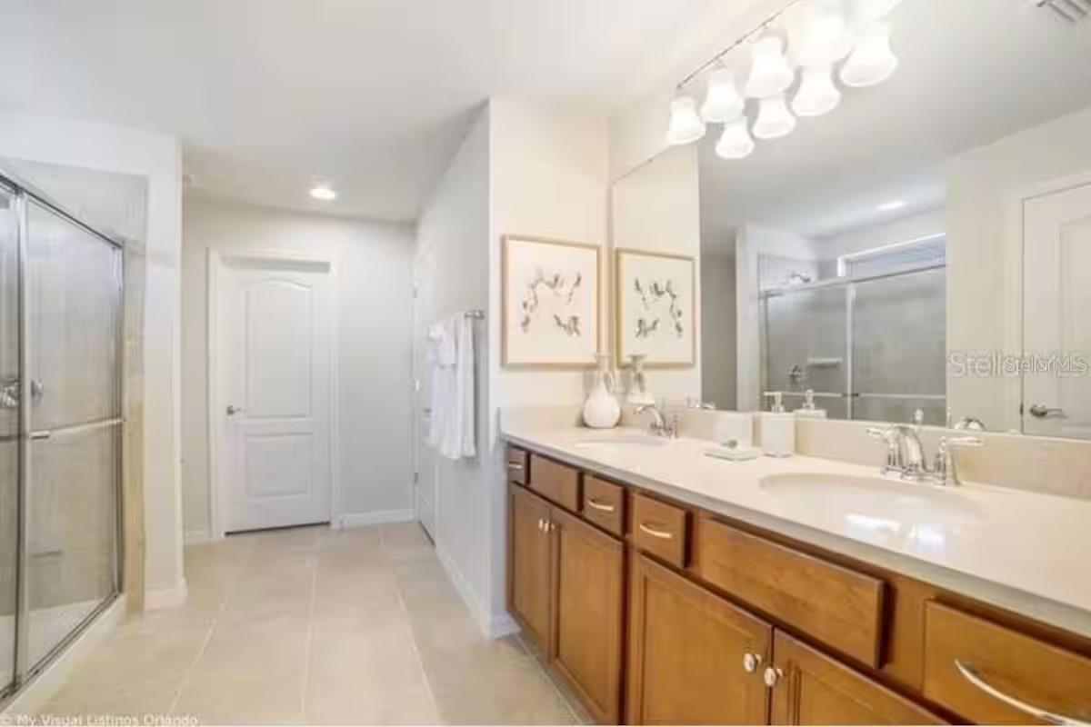 Image 17 of 35 For 8933 Prague Way