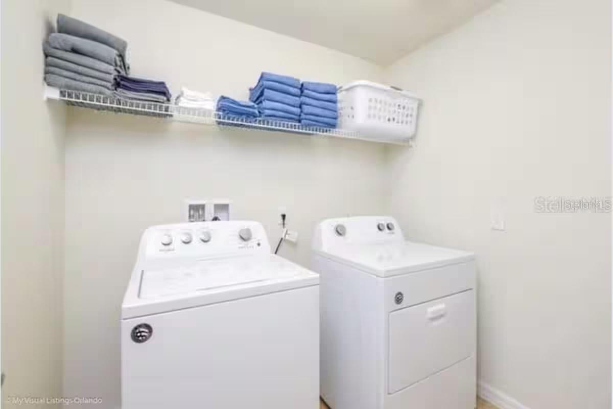 Image 20 of 35 For 8933 Prague Way