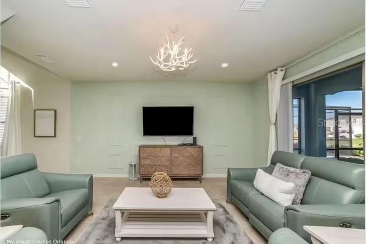 Image 3 of 35 For 8933 Prague Way