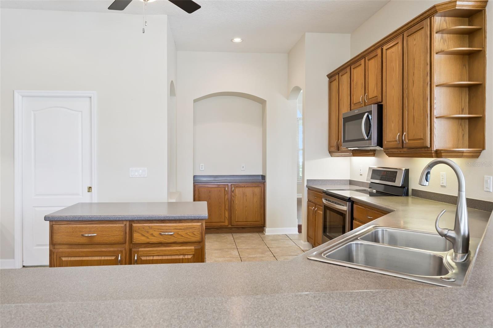 Image 13 of 44 For 2347 Warren Woods Drive