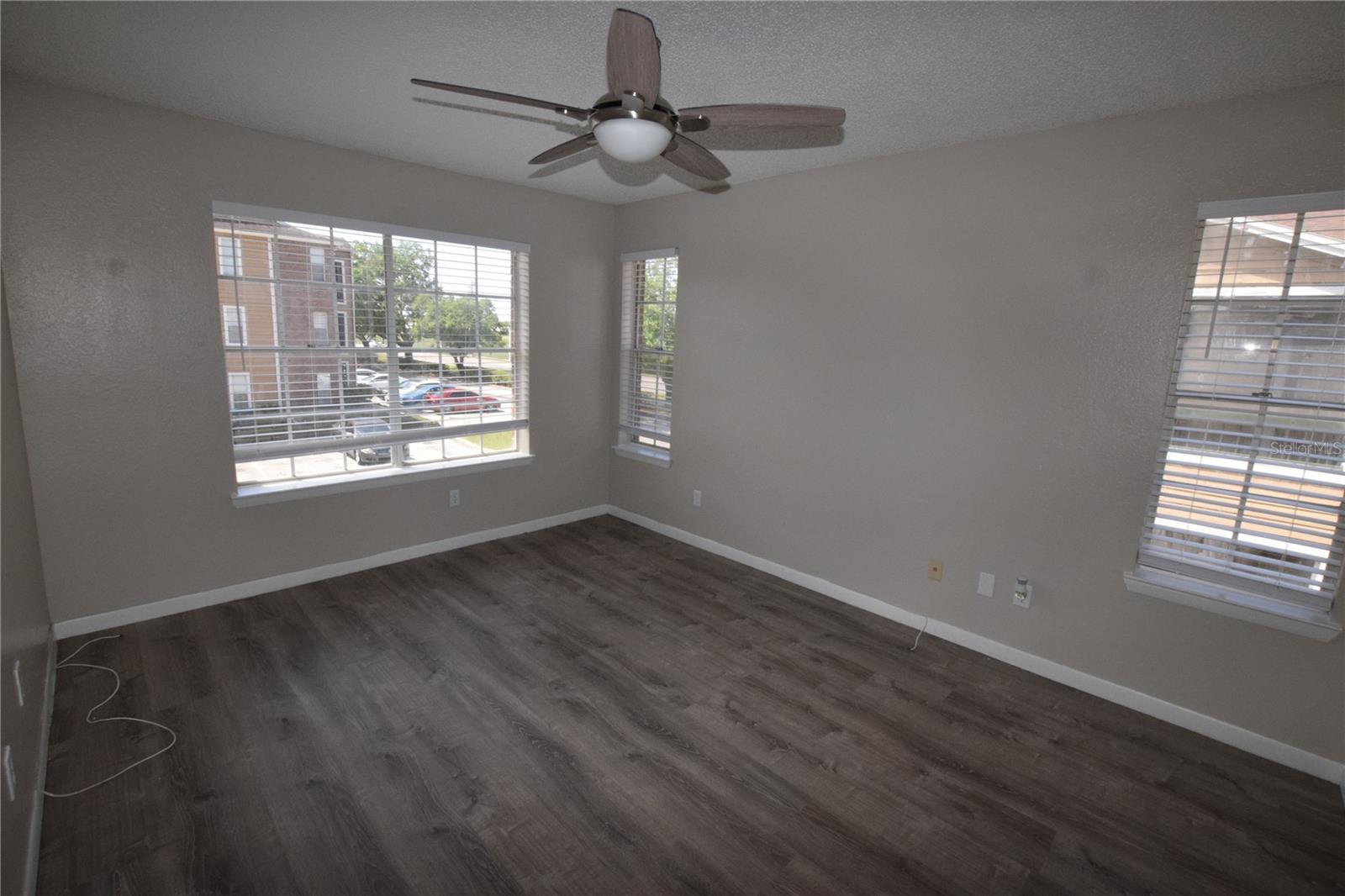 Image 12 of 12 For 5533 Chrishire Way F201