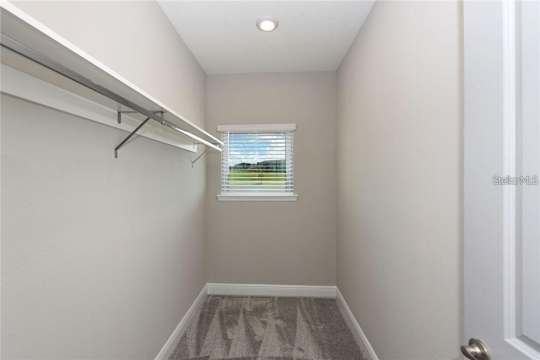 Image 11 of 34 For 7055 Carrickbend Lane