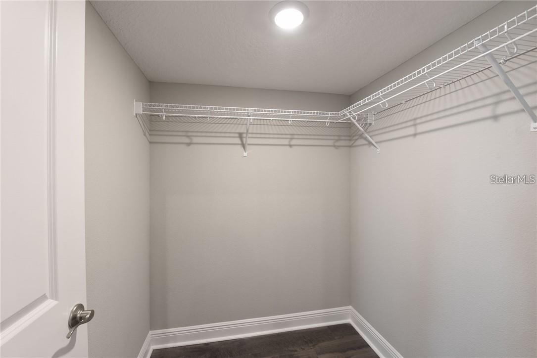 Image 12 of 34 For 7055 Carrickbend Lane
