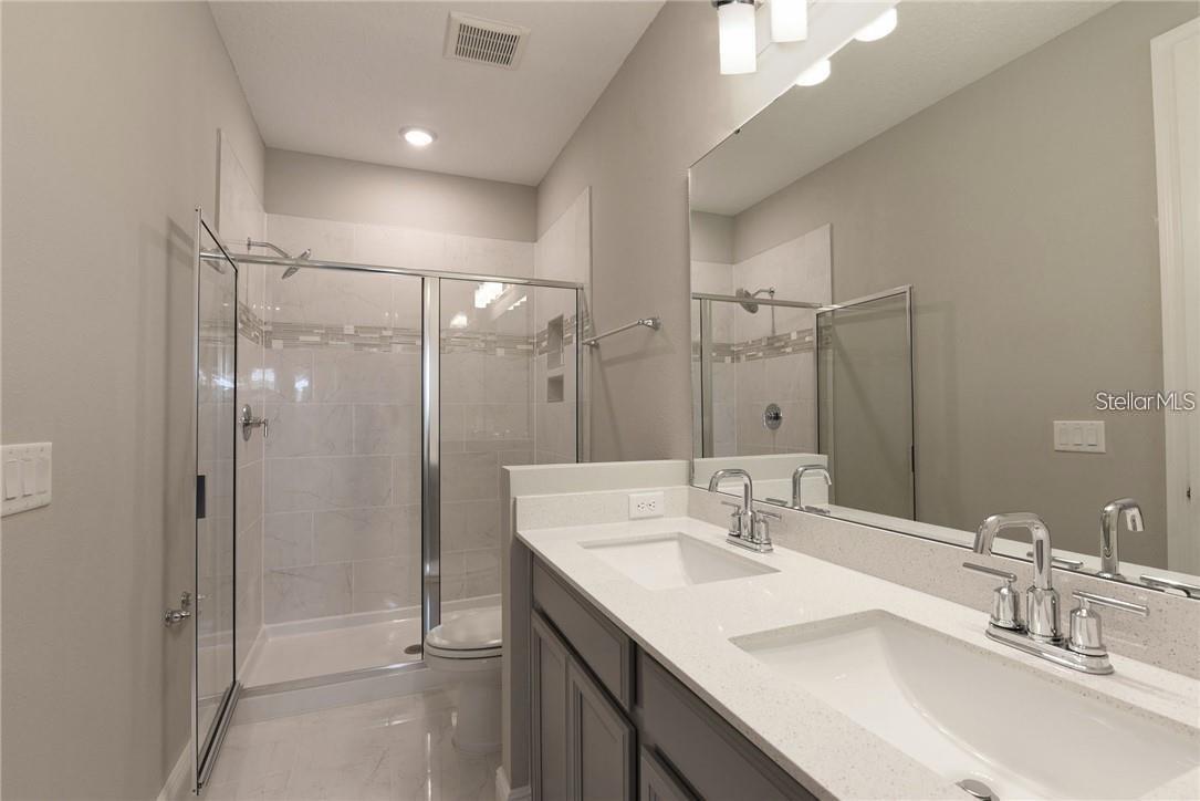 Image 22 of 34 For 7055 Carrickbend Lane