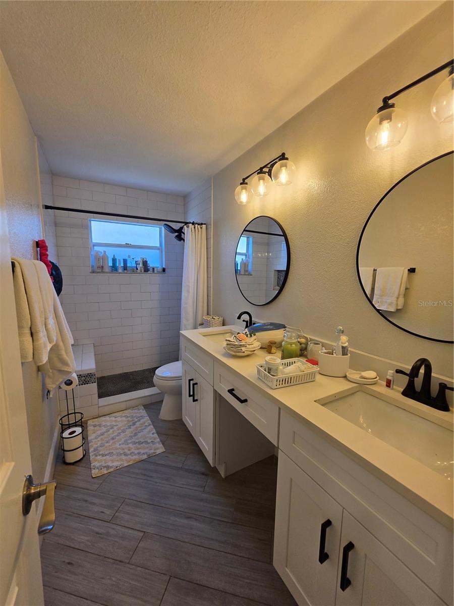 Image 13 of 27 For 10158 Brandon Circle