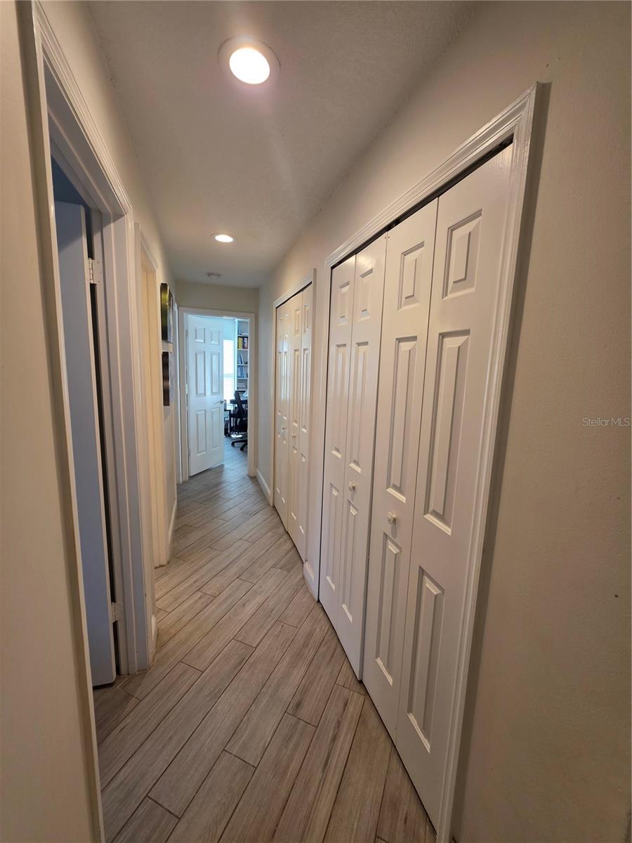 Image 15 of 27 For 10158 Brandon Circle