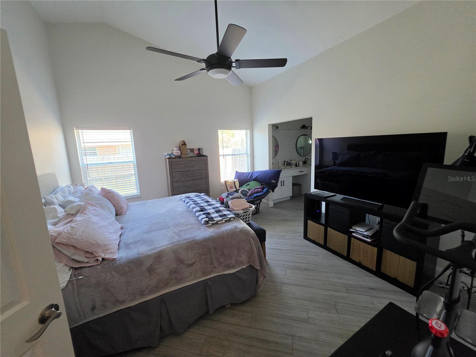 Image 17 of 27 For 10158 Brandon Circle