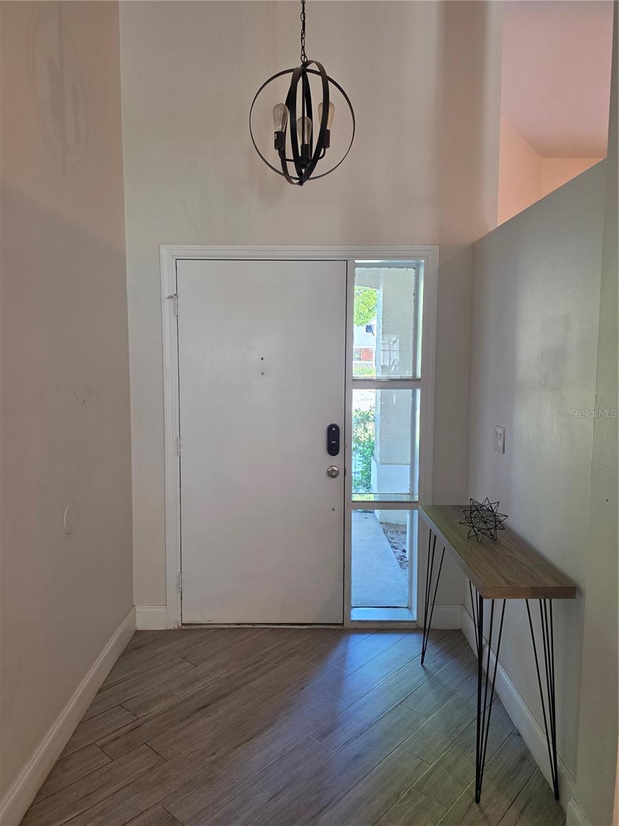 Image 2 of 27 For 10158 Brandon Circle