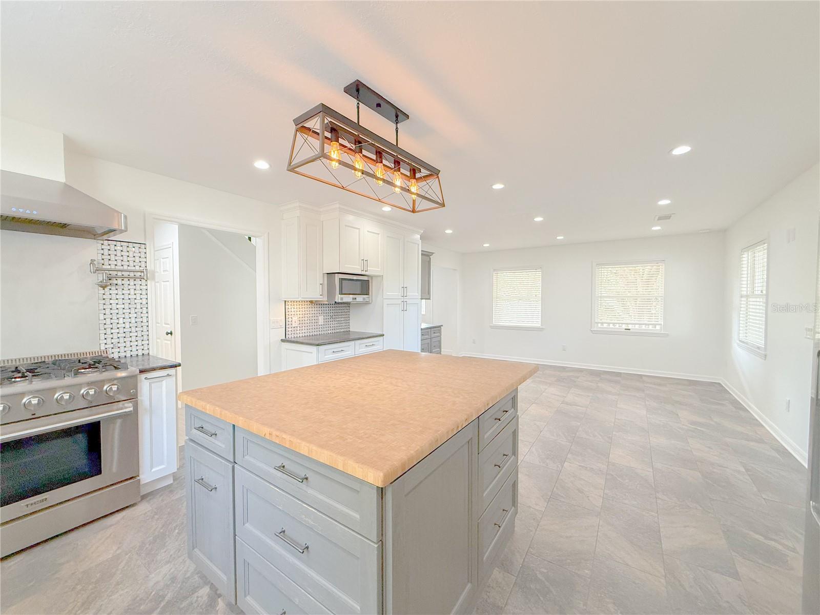 Image 19 of 58 For 2827 Sanctuary Lane