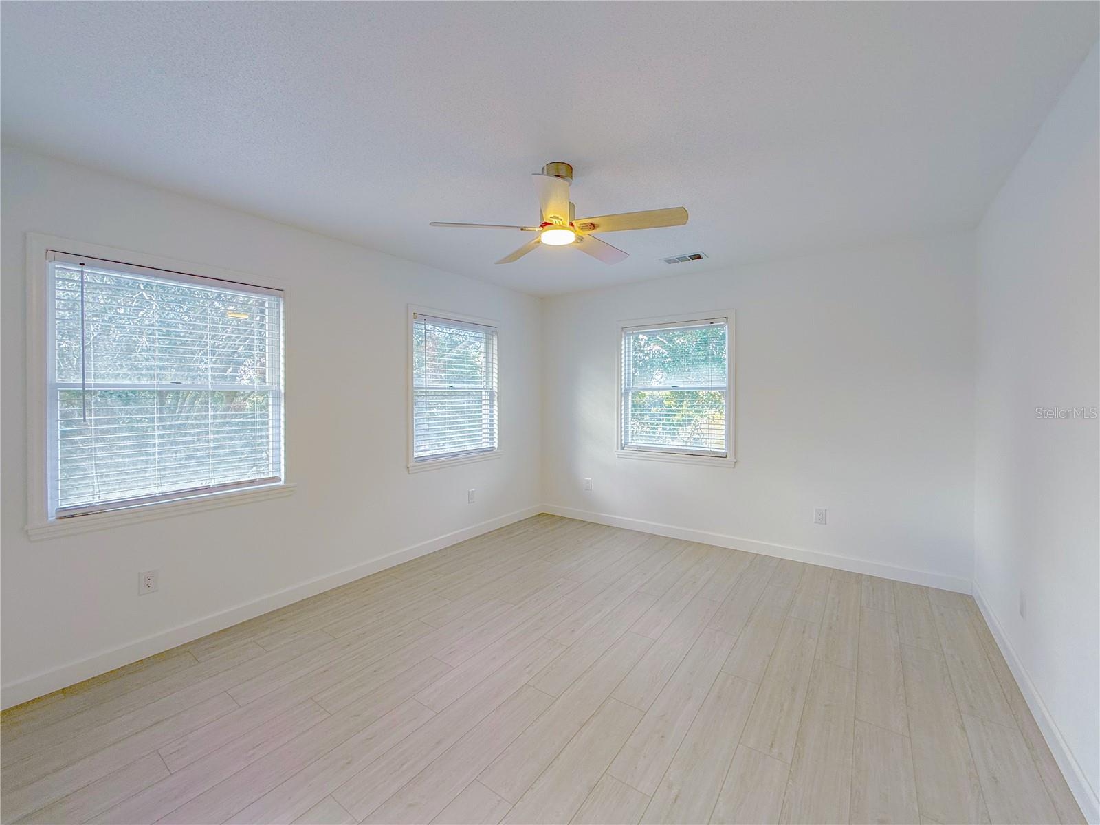 Image 39 of 58 For 2827 Sanctuary Lane