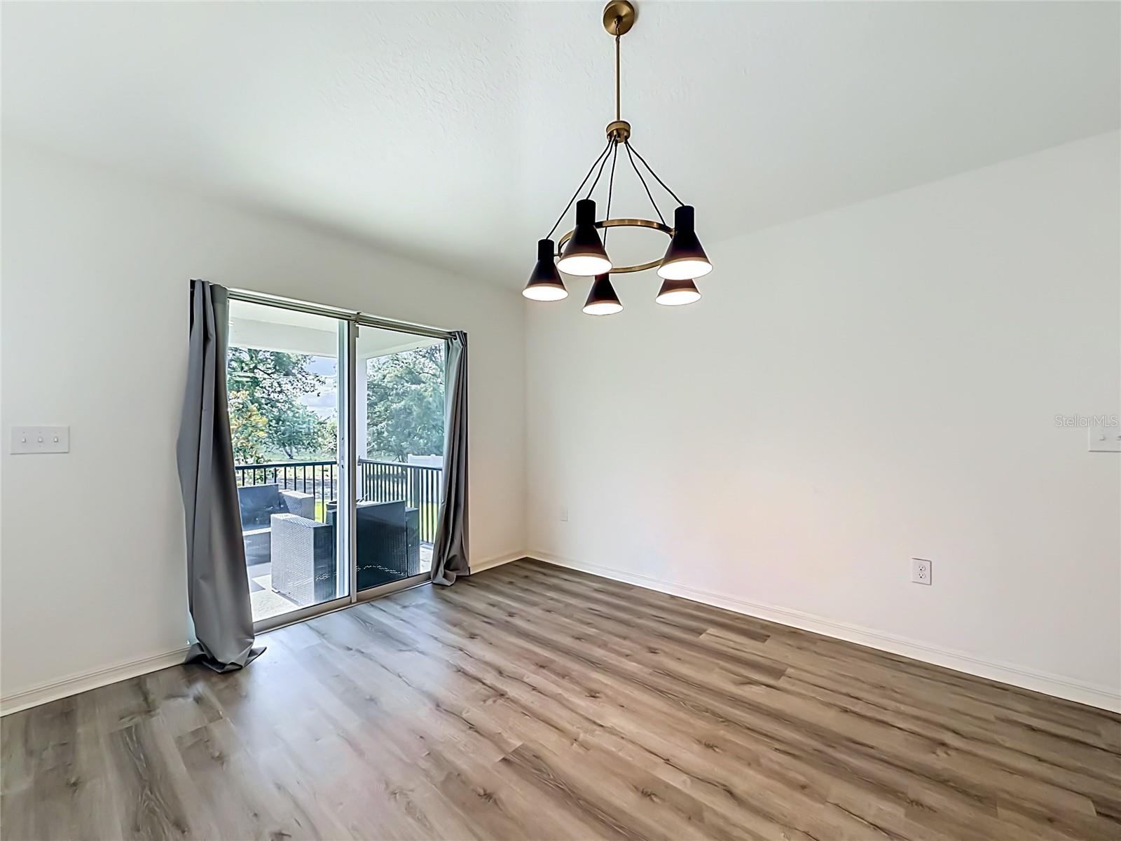 Image 22 of 56 For 1507 Geranium Drive