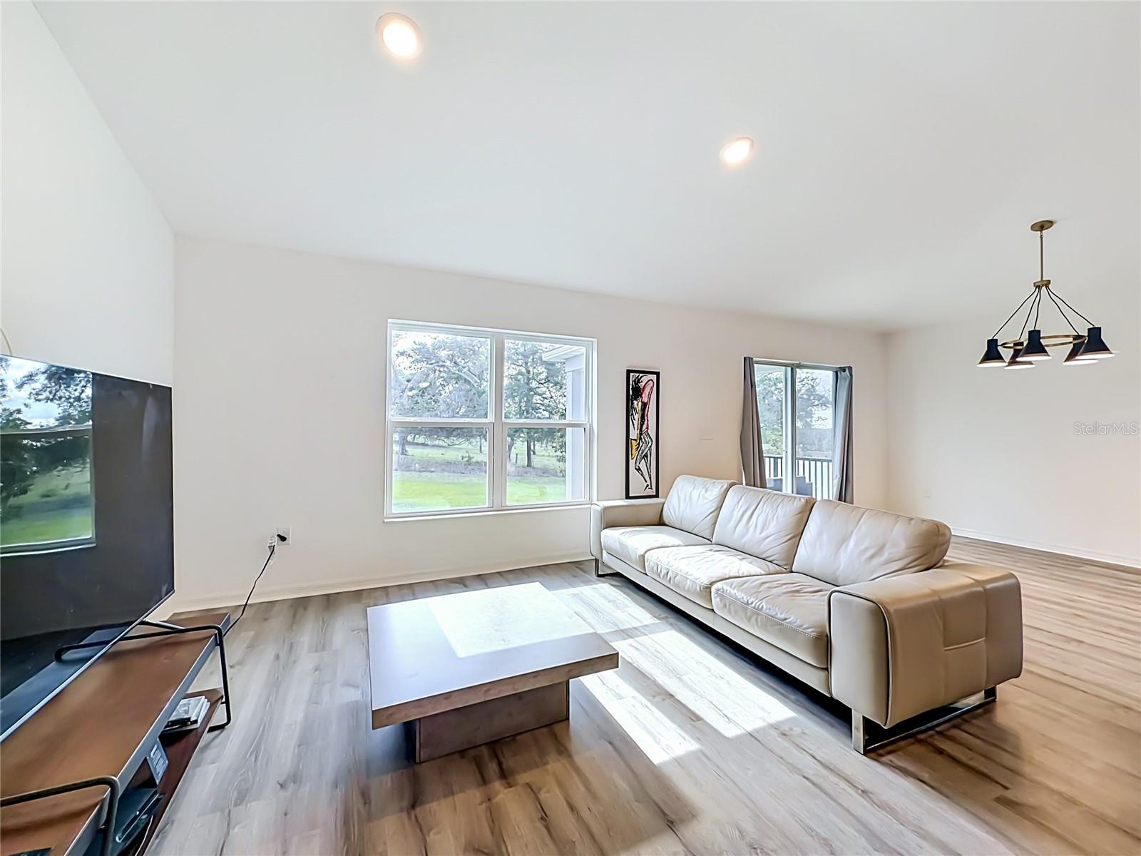 Image 4 of 56 For 1507 Geranium Drive