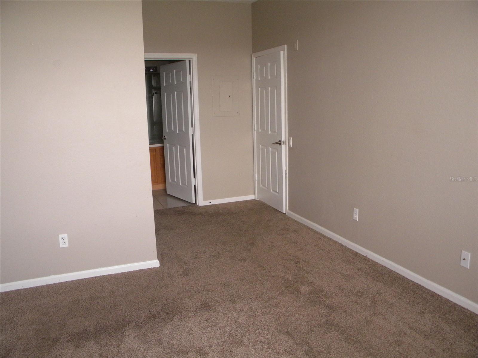 Image 16 of 22 For 7109 Yacht Basin Avenue 436