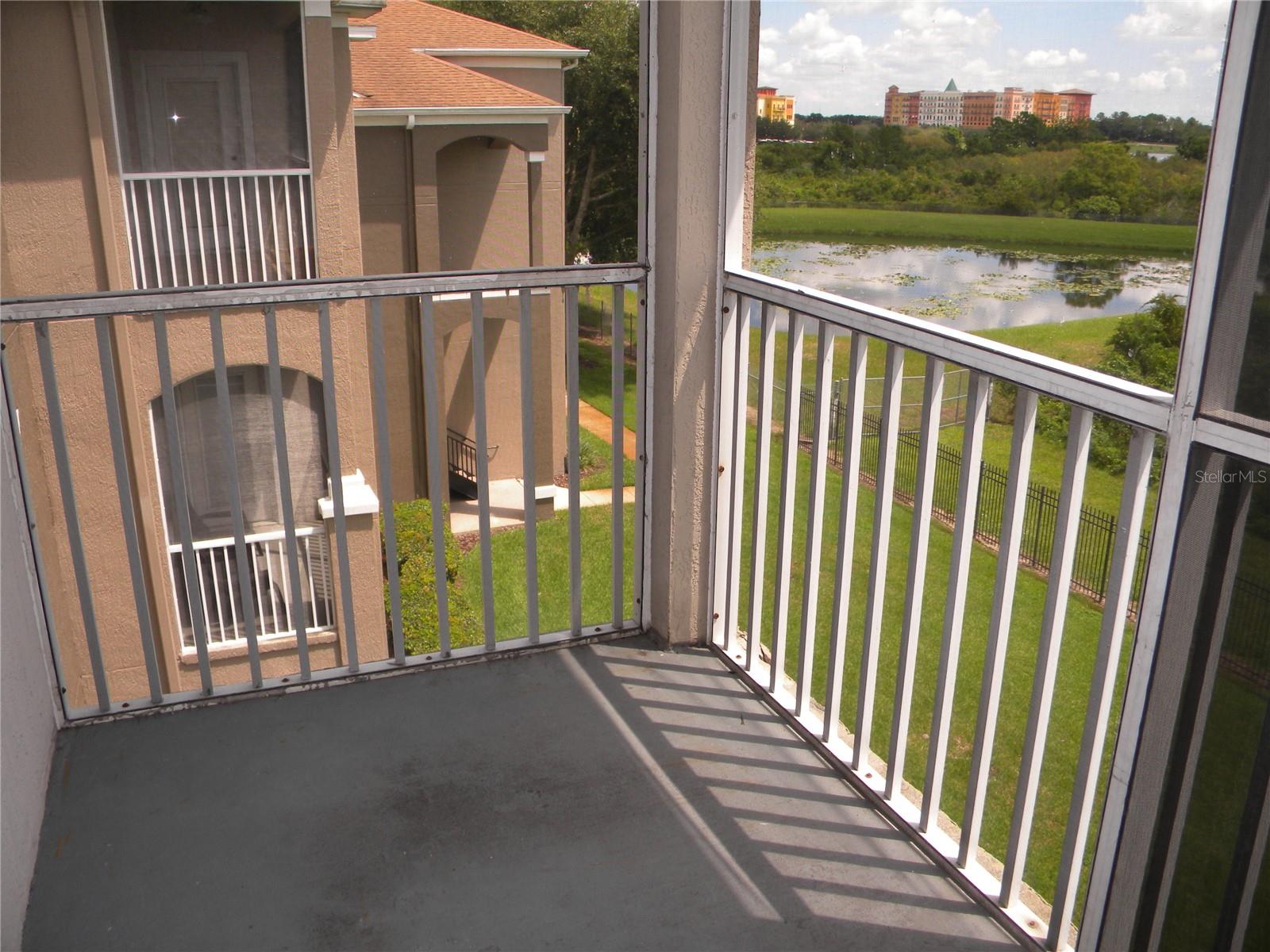 Image 5 of 22 For 7109 Yacht Basin Avenue 436