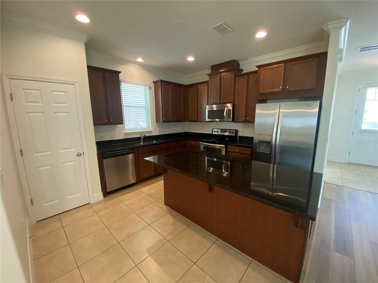 Image 6 of 26 For 4787 Creekside Park Avenue