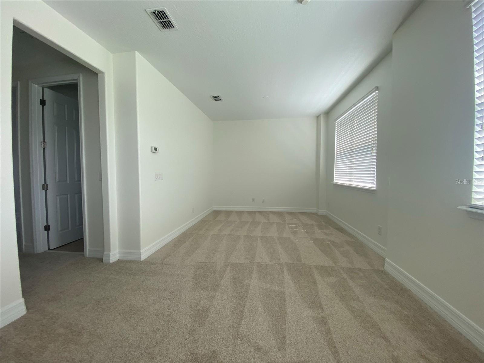 Image 8 of 26 For 4787 Creekside Park Avenue
