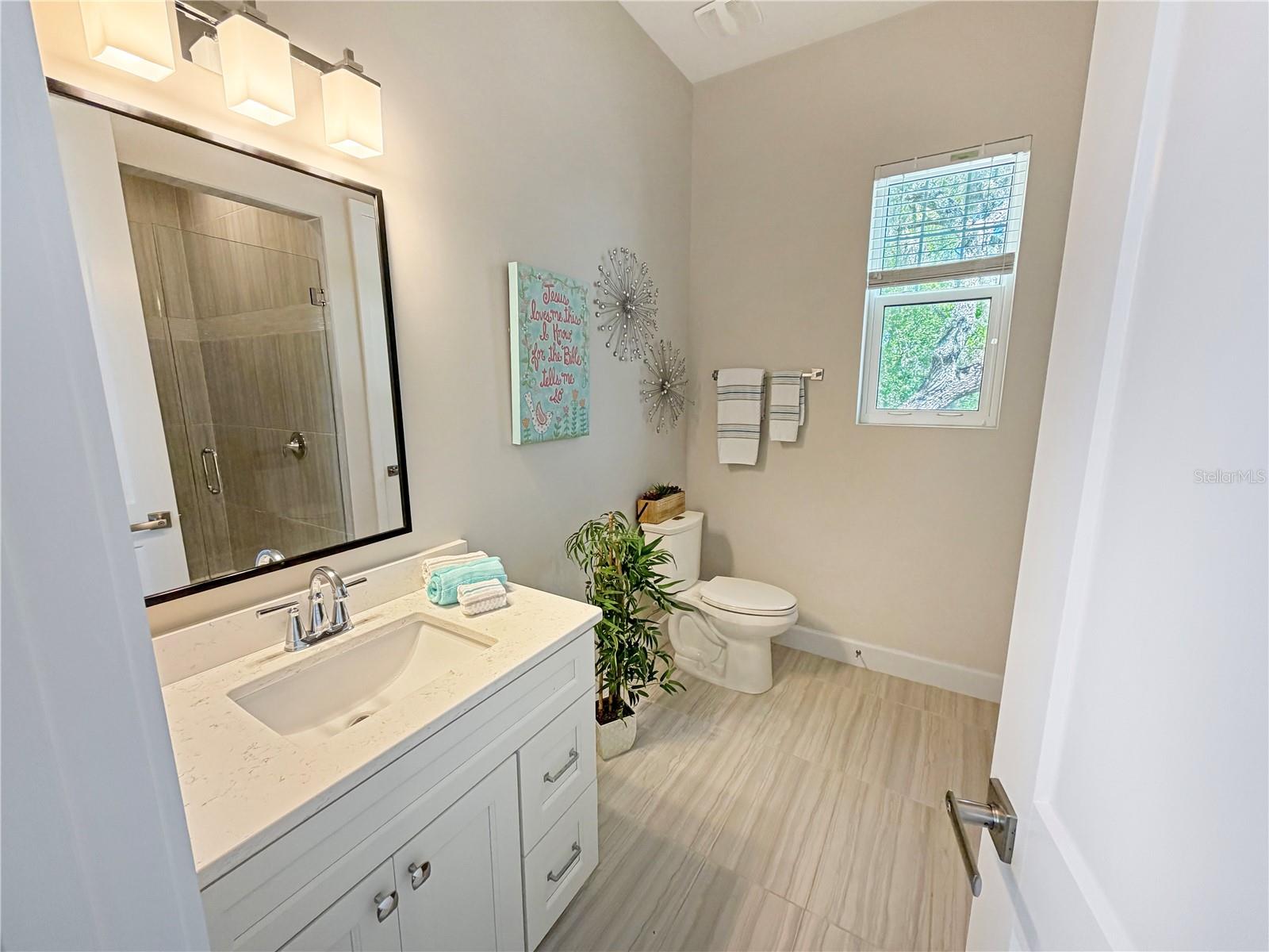 Image 10 of 30 For 461 Geranium Park Way