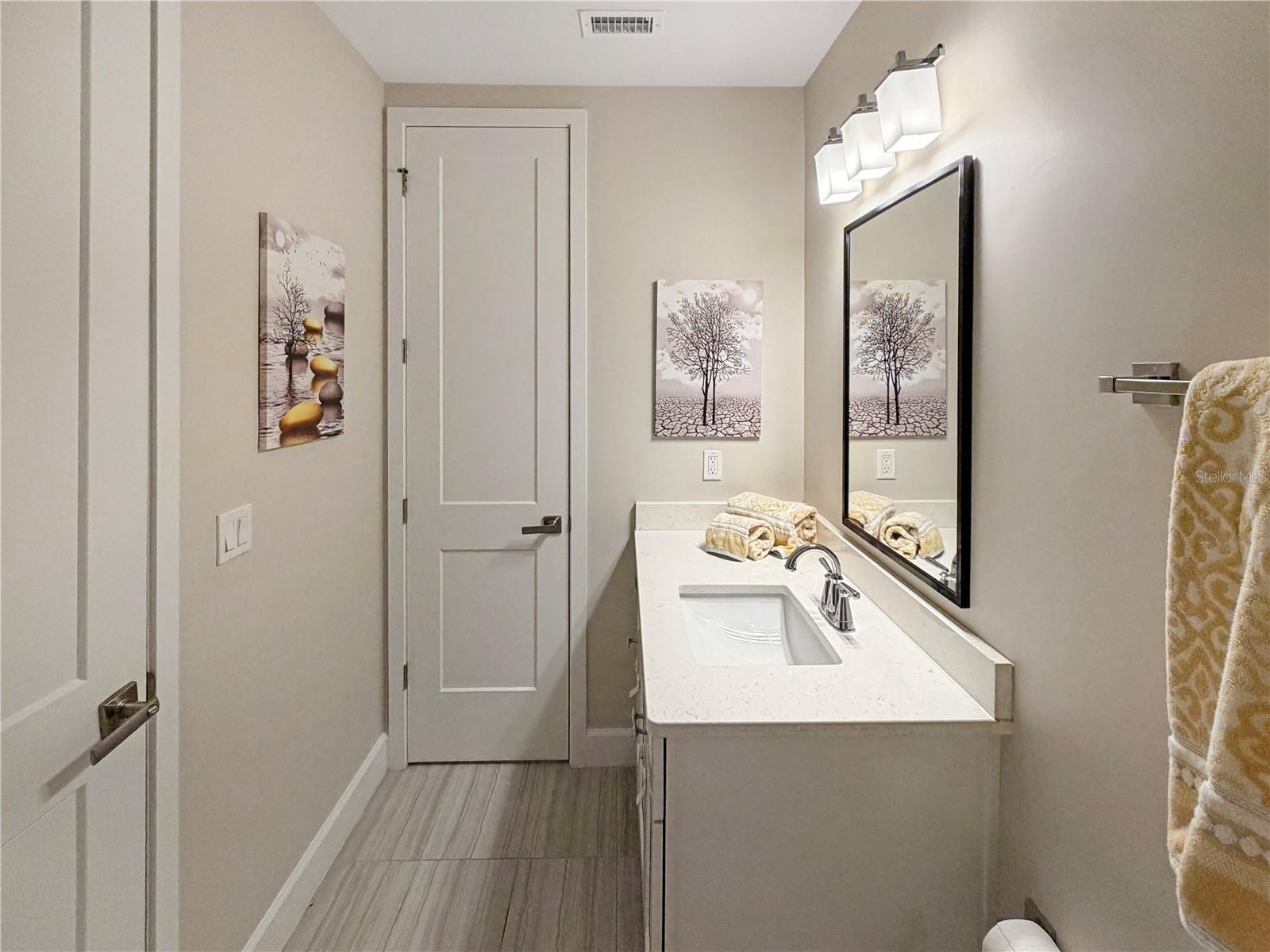 Image 22 of 30 For 461 Geranium Park Way