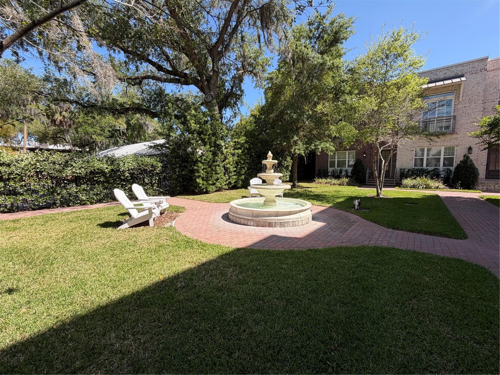 Image 28 of 30 For 461 Geranium Park Way