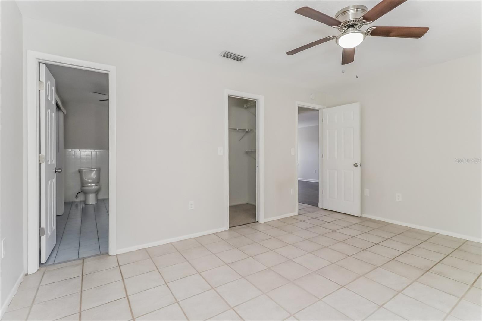Image 11 of 21 For 12907 Cedar Ridge Drive