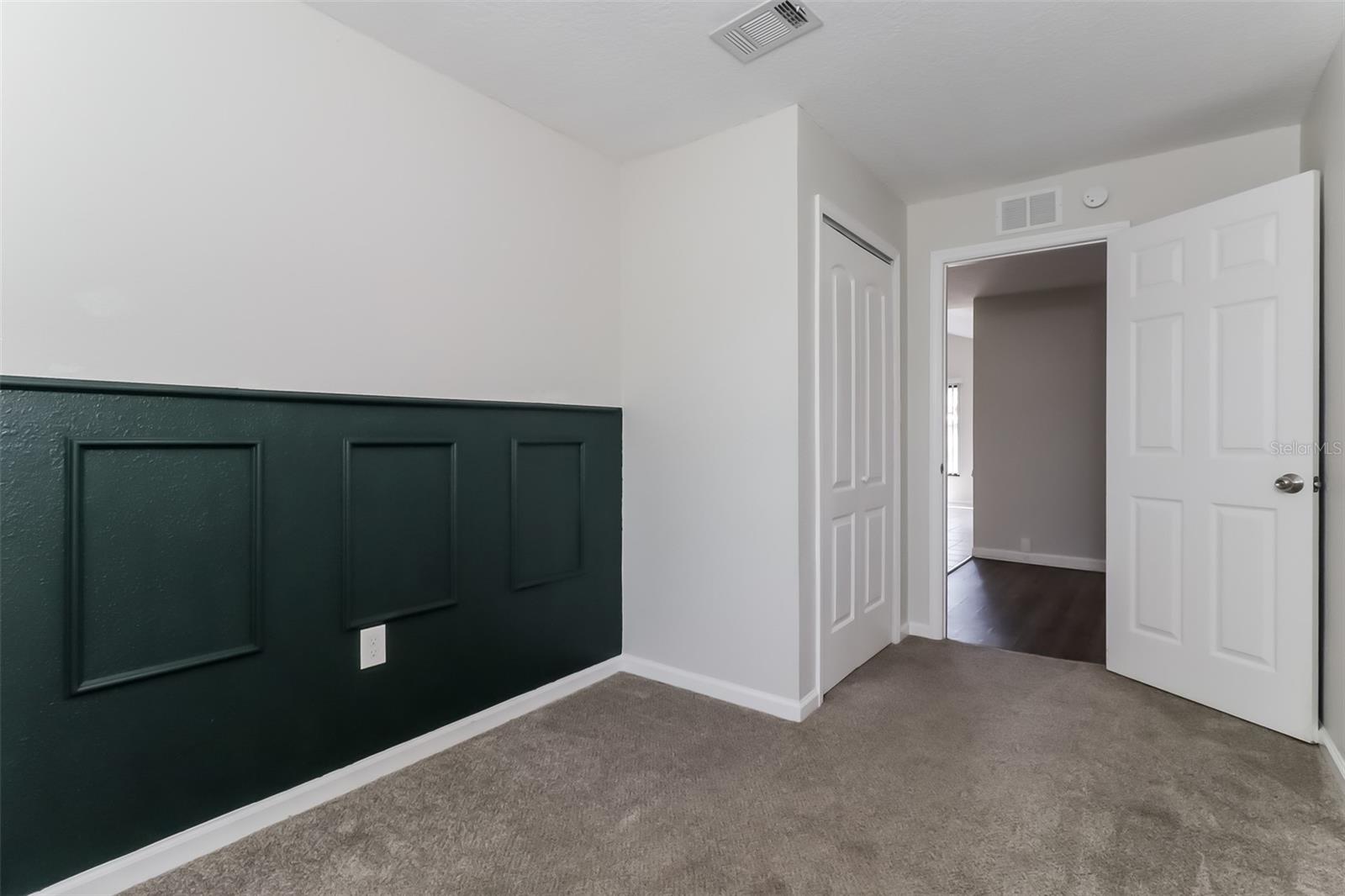 Image 17 of 21 For 12907 Cedar Ridge Drive